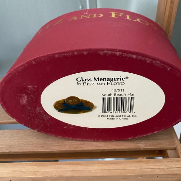 Fitz & Floyd Handblown Art glass Menagerie south beach hat - Picture 5 of 10